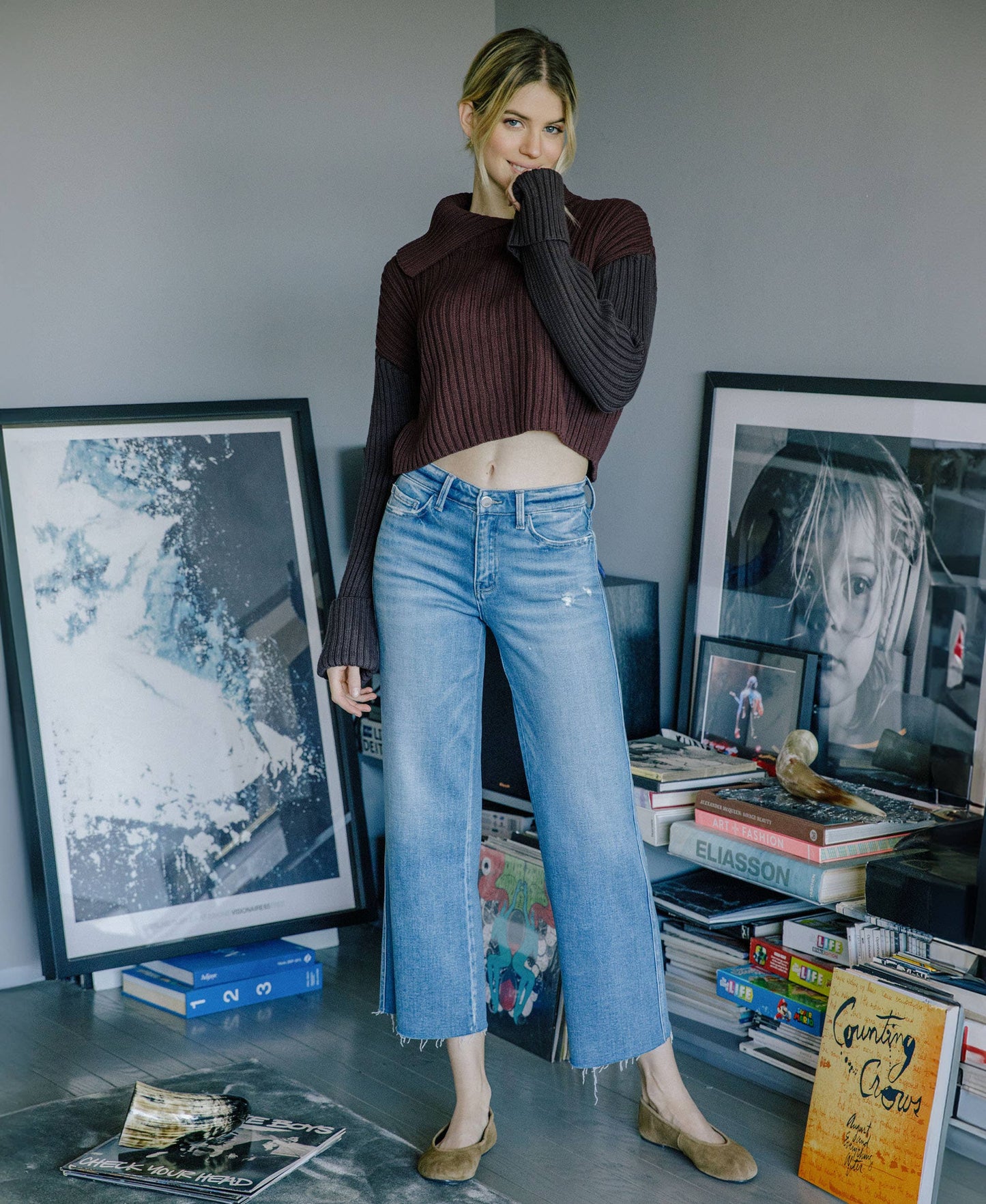 High Rise Raw Hem Slim Wide Jeans