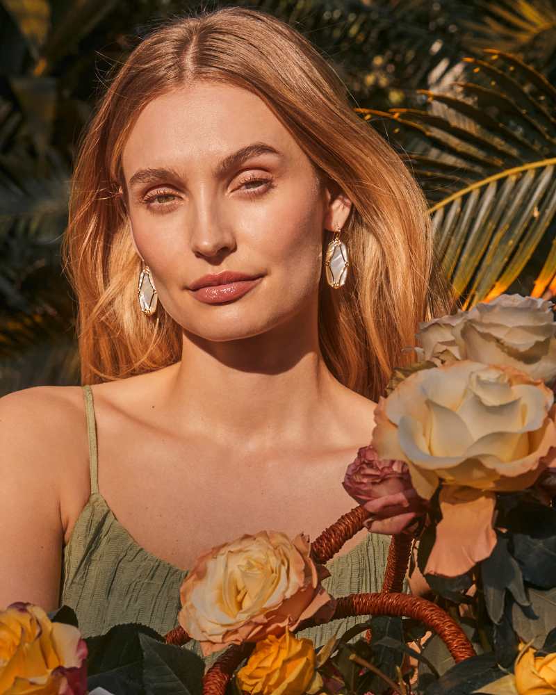 Elle Lattice Frame Gold Drop Earrings