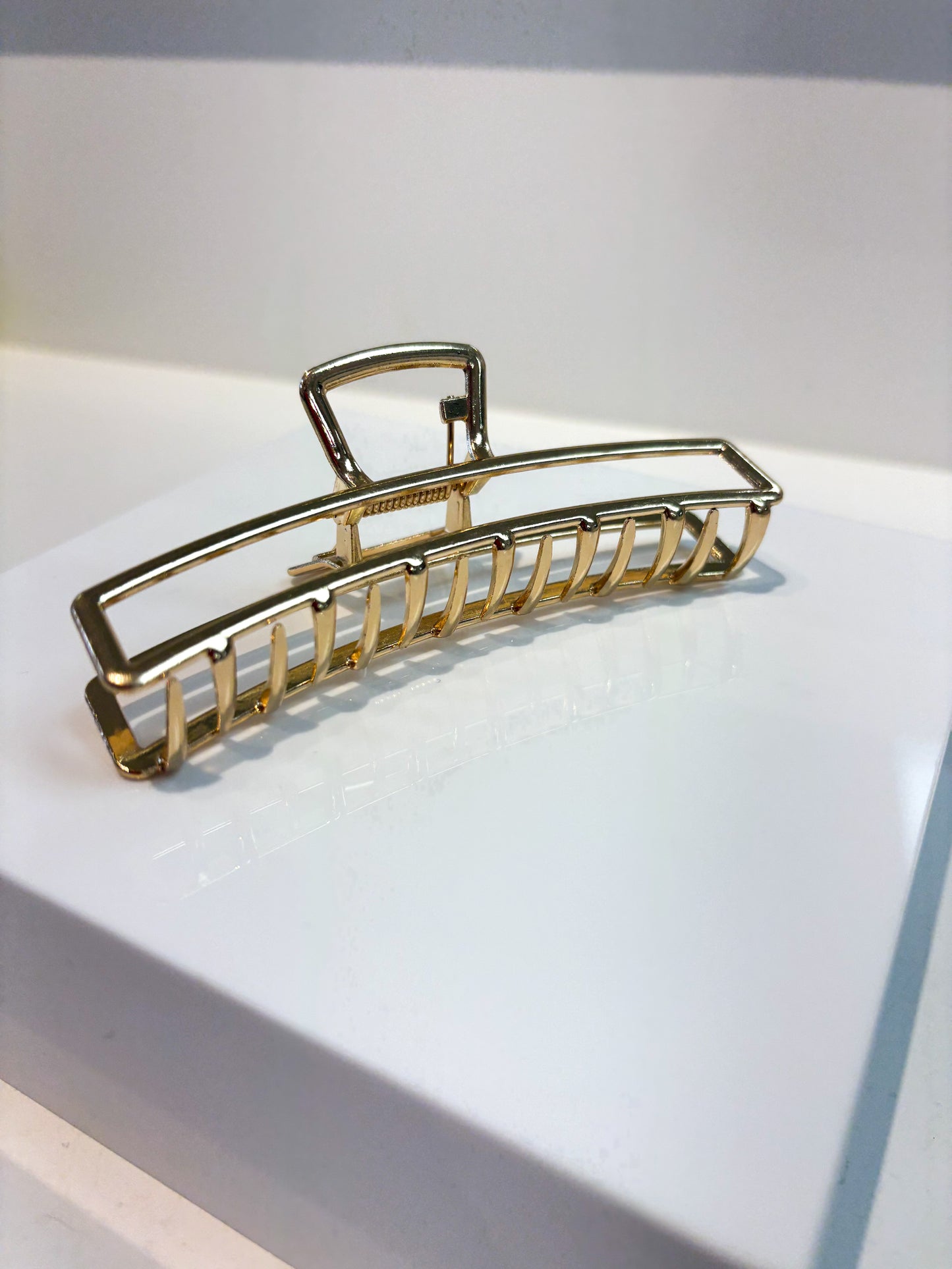 Thin Rectangle Shaped Gold Claw Clip