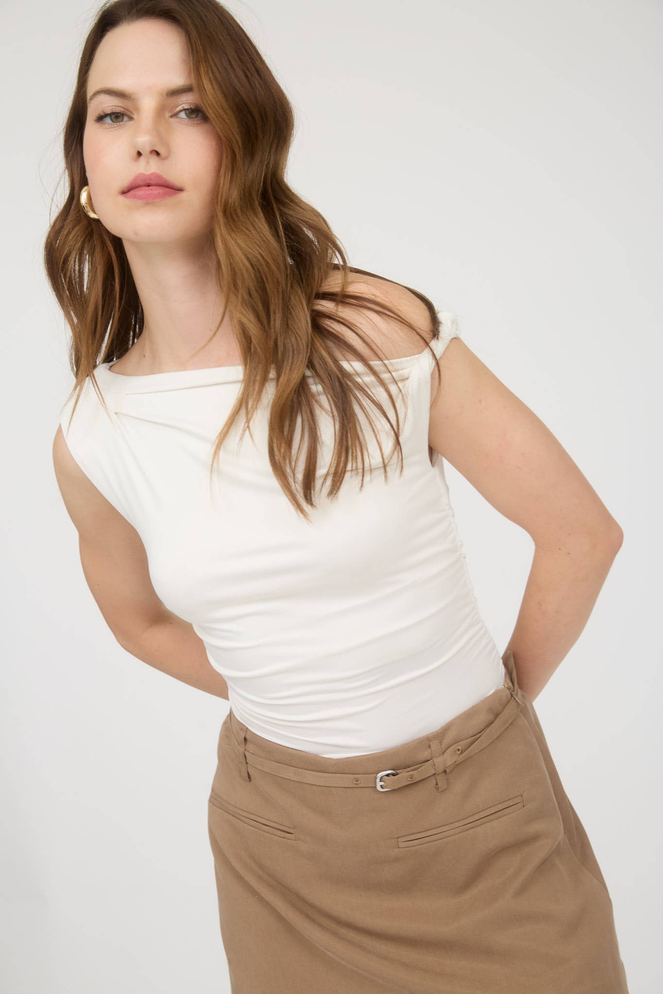 Off-the-Shoulder Twist Shoulder Knit Top