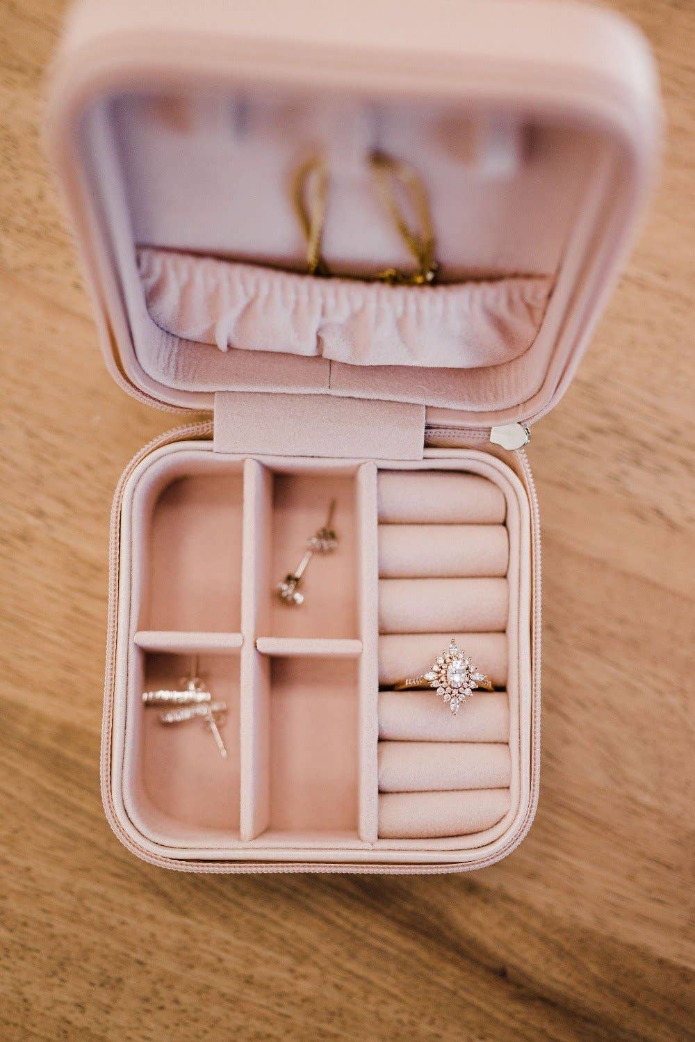 Christina Jewelry Case