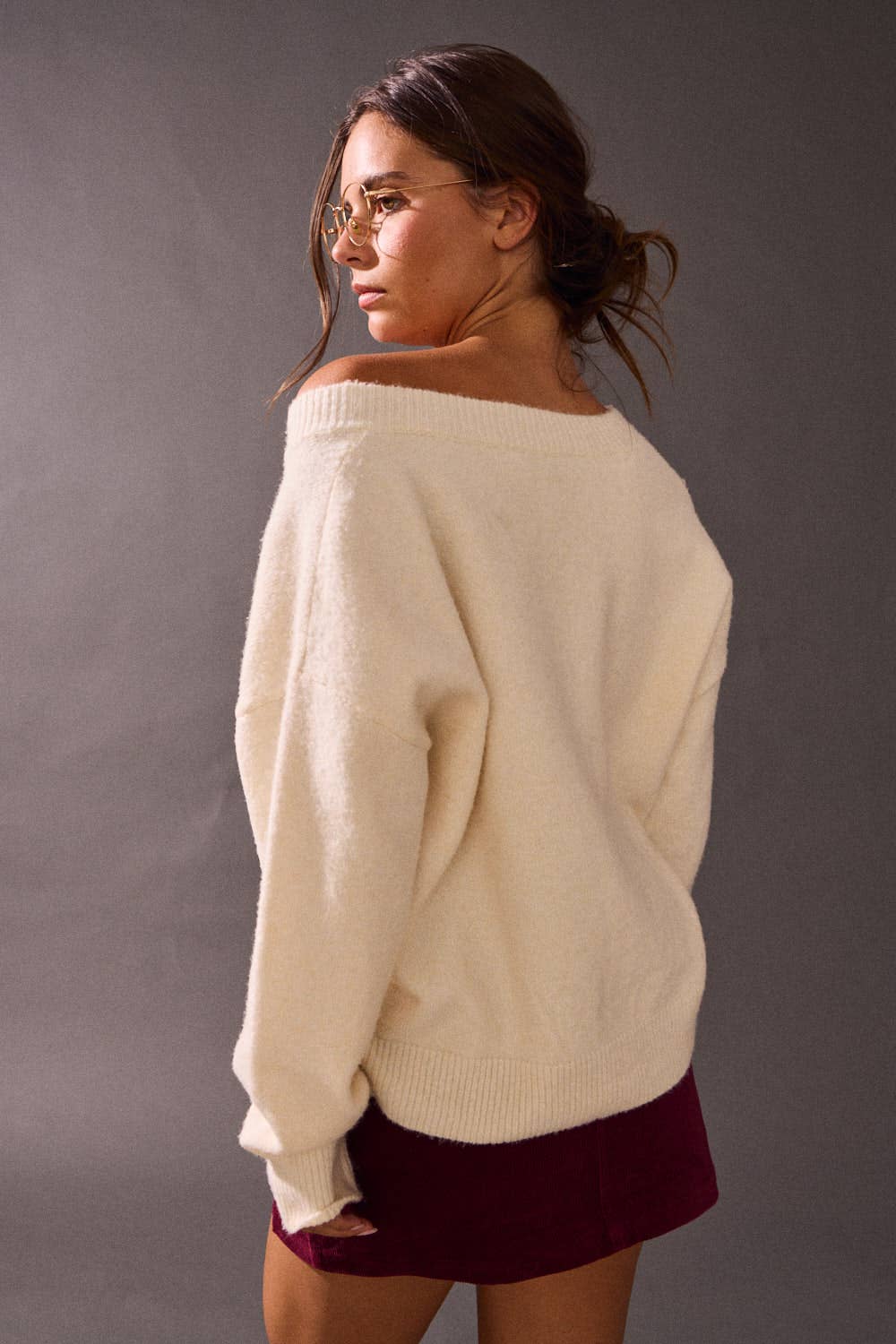 Brushed Knit V-Neck Long Sleeve Pullover