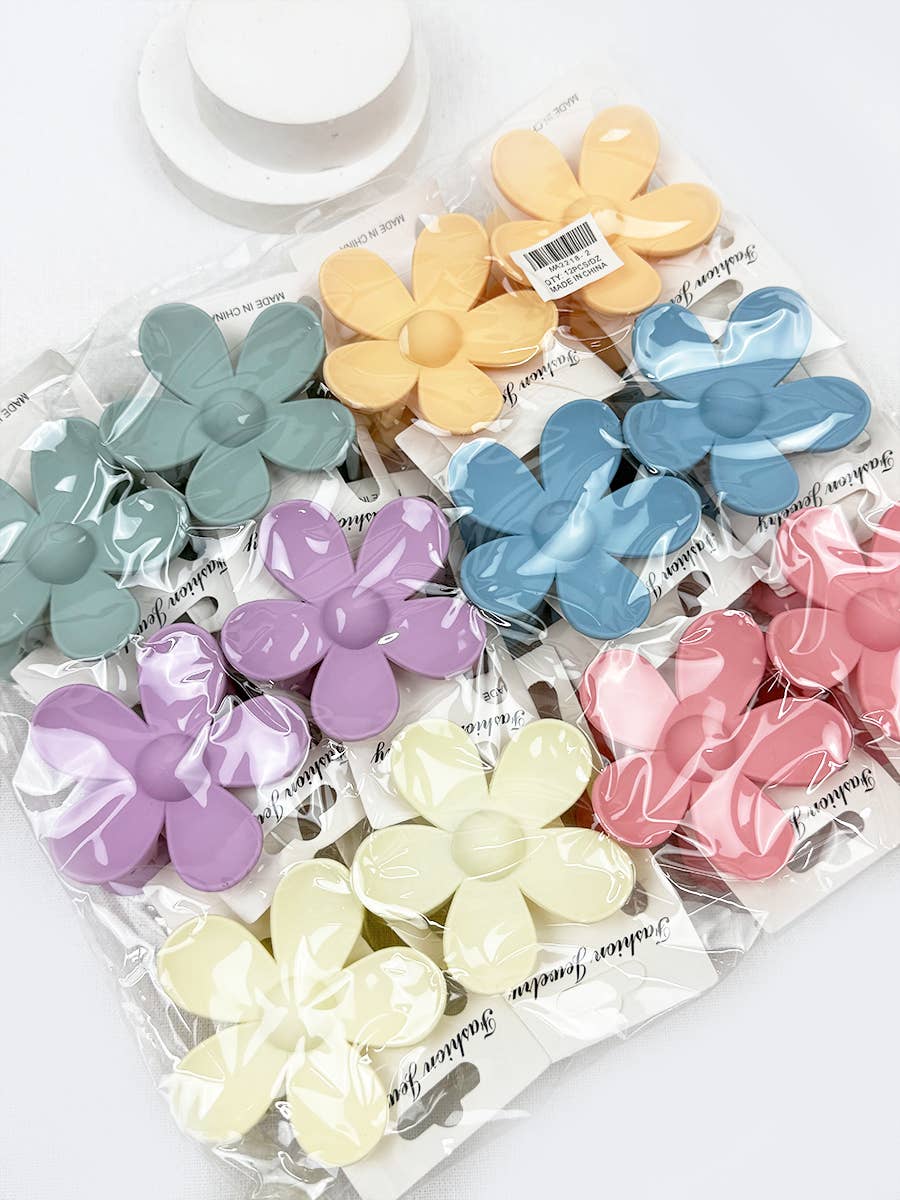 Daisy Matte Hair Clips
