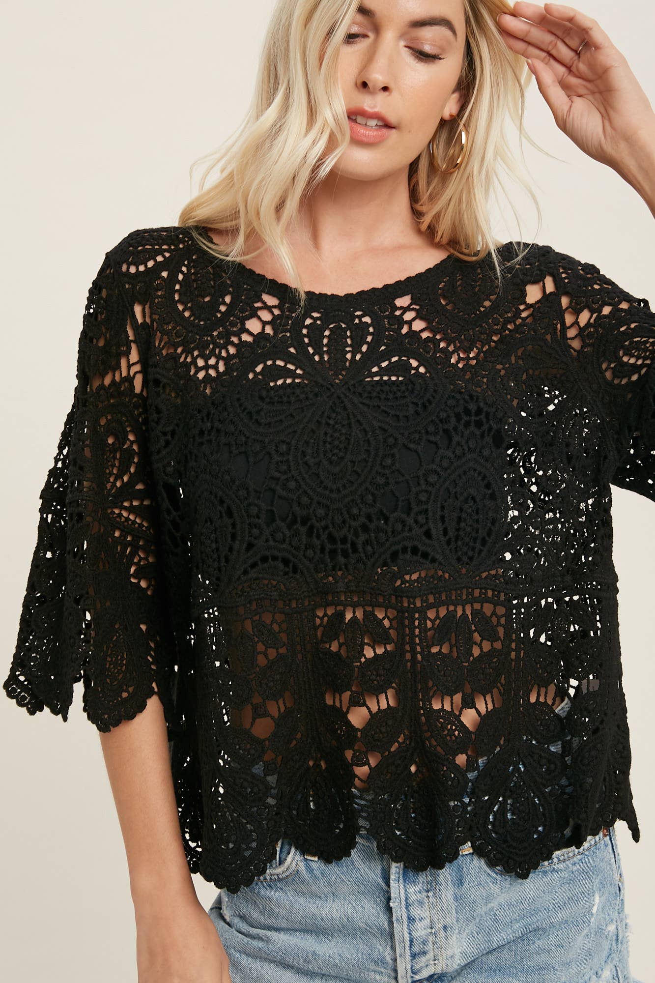 CROCHET LACE TOP