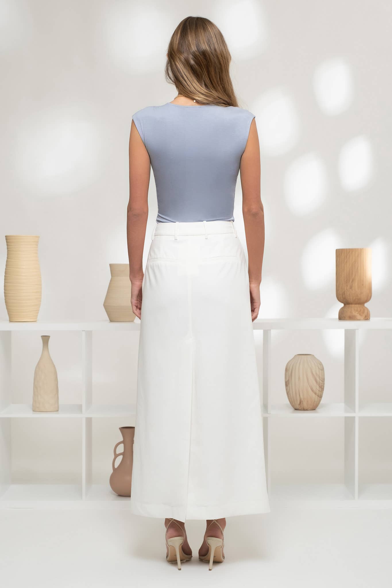 Seamless Scoop Neck Fitted Knit Top