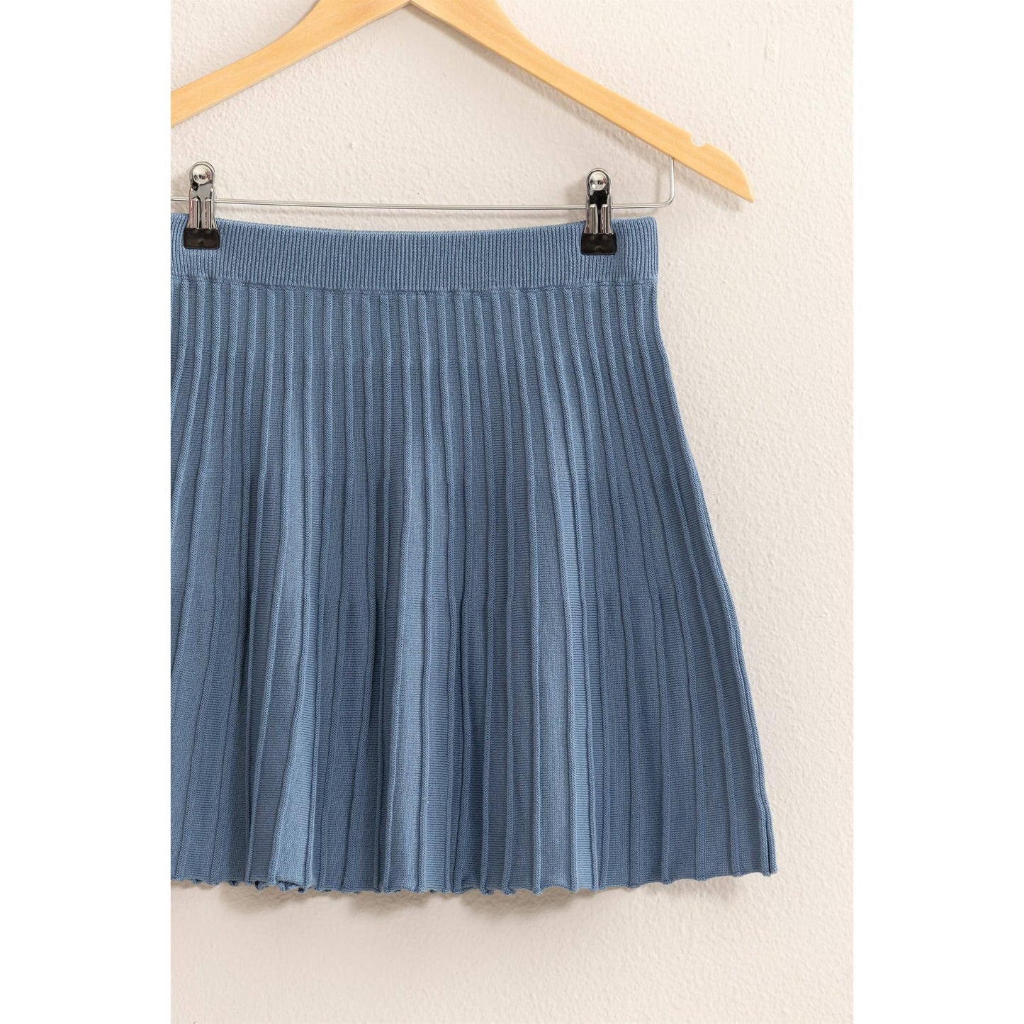 High Waist Knit Pleated Flare Skirt