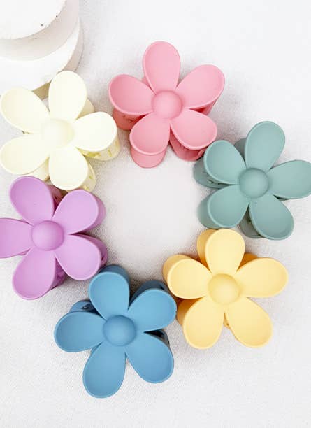 Daisy Matte Hair Clips