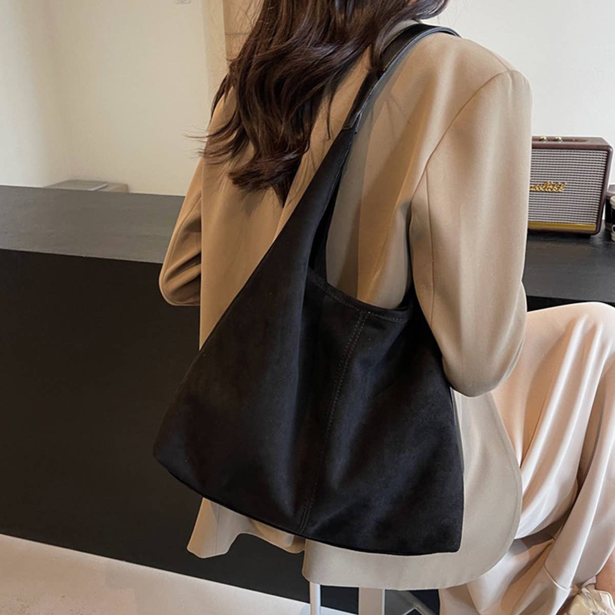 Lazy Style Simple Commuter Tote Bag
