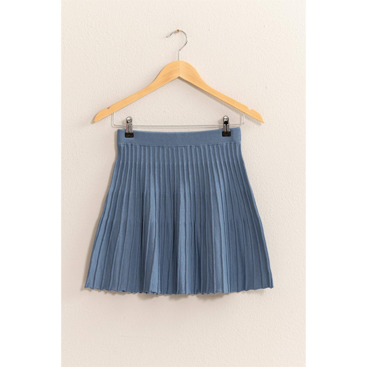 High Waist Knit Pleated Flare Skirt