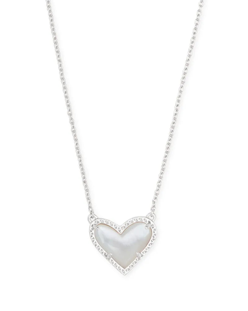 Ari Heart Silver Pendant Necklace in Ivory Mother-of-Pearl